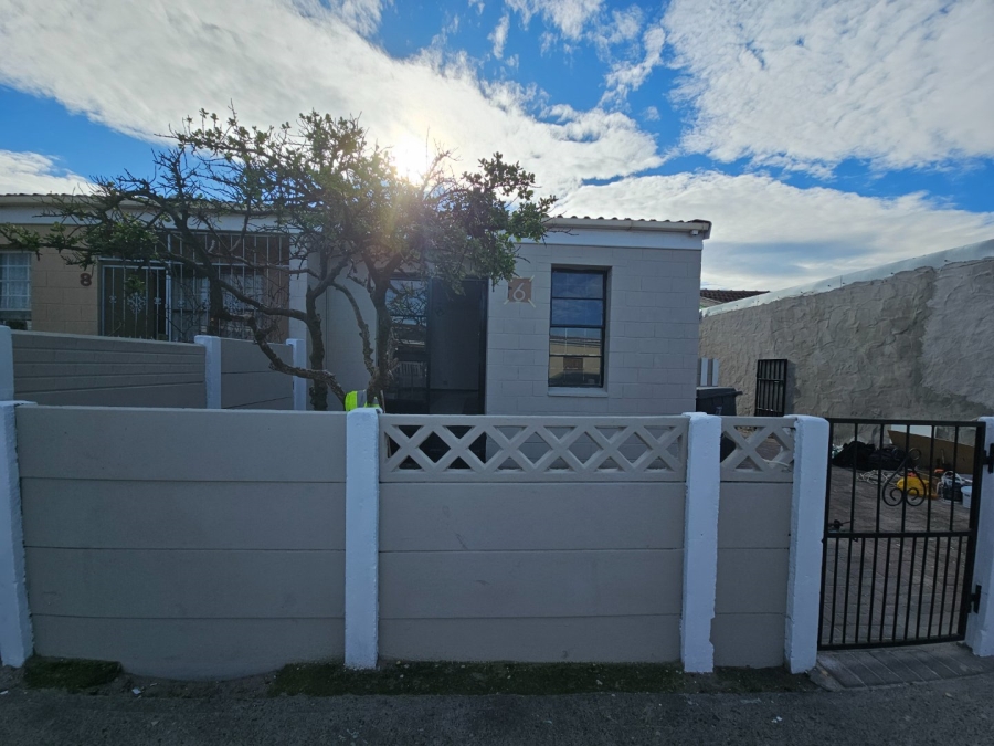 3 Bedroom Property for Sale in Eastridge Western Cape